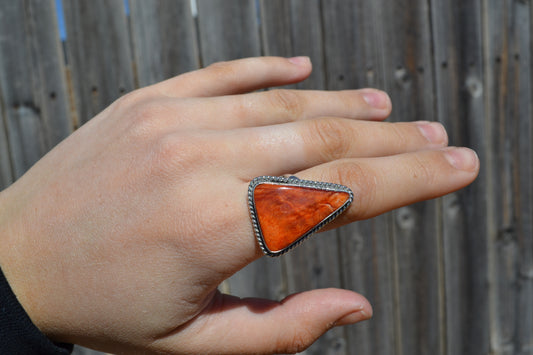 Size 7.5 Spiny Oyster Ring