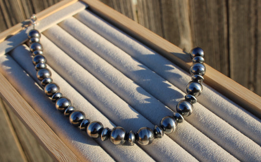 15" 10mm and 8mm Saucer Necklace