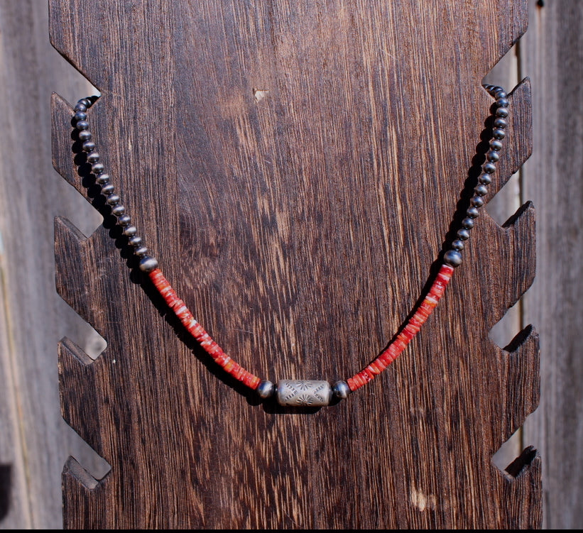 14" Red Spiny Oyster and Barrel Bead Necklace